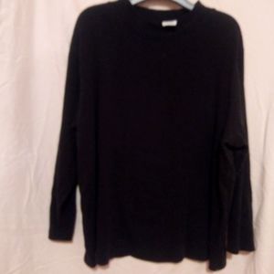 Black long sleeve turtleneck 22W